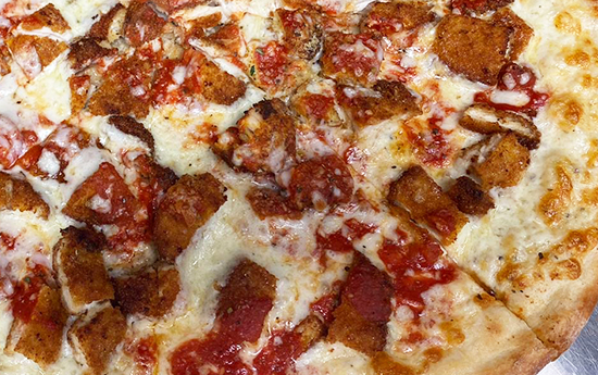 chicken parm pizza